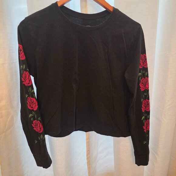 Hollister Graphic Tee Women's Long-sleeved Crop Shirt size Small - Picture 2 of 9